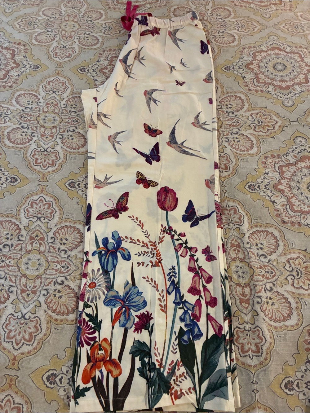 Anthropology Floral & Butterfly Print Women’s  wide pant - Cream